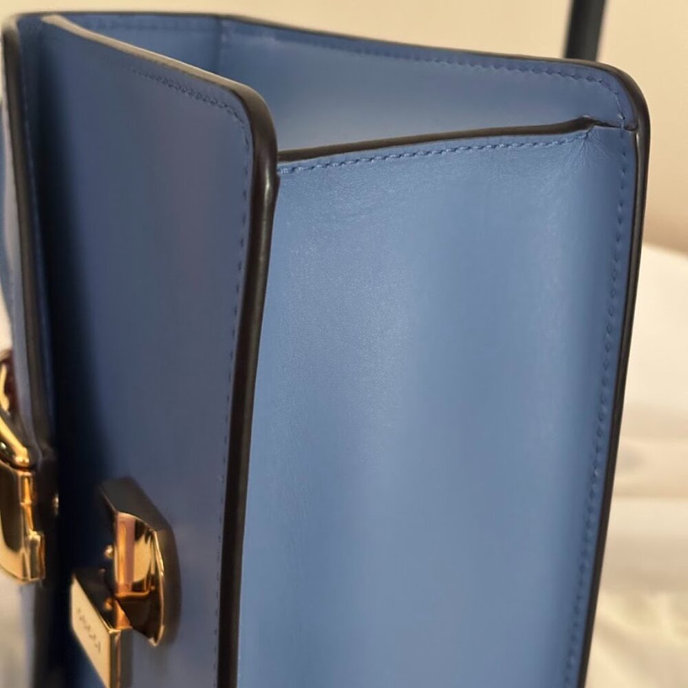 RARE GUCCI Blue Crossbody Mini Bag with Gold Accents with 3 Straps & Dust Bag! - Picture 7 of 10